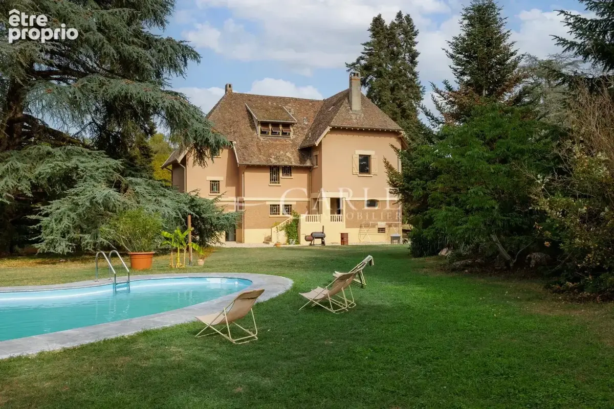 Photo Maison à Saint-Jean-De-Niost au prix de 950 000€
