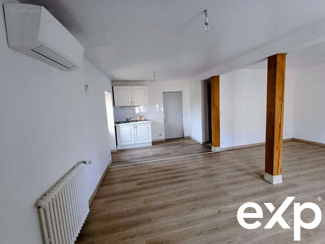 Maison à AISY-SUR-ARMANCON