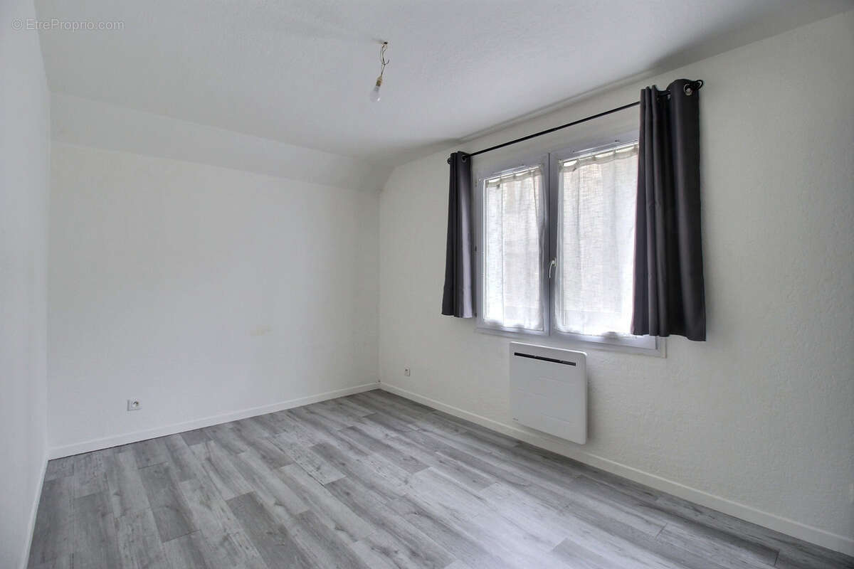 Appartement à PUSSAY