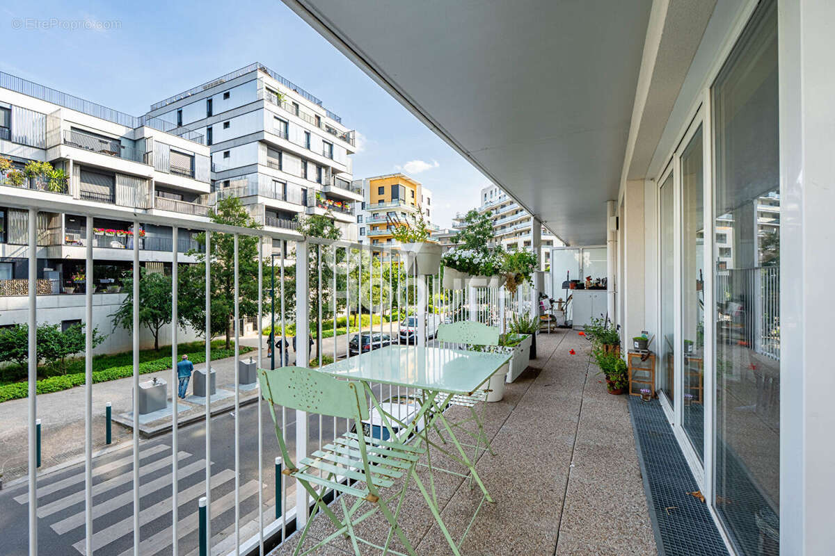 Appartement à GENNEVILLIERS