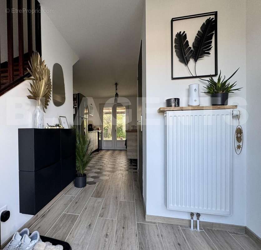 * entrée - Maison à BULLY-LES-MINES