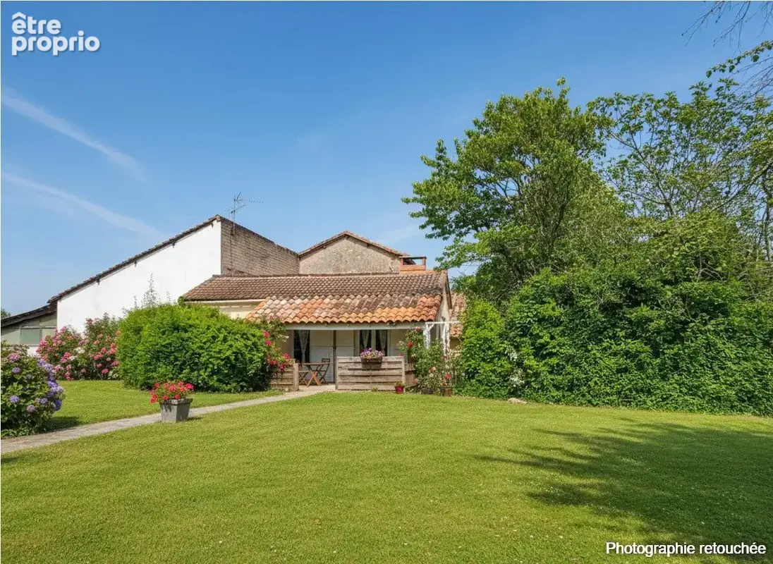 Maison 10 pièces 396 m² à vendre à Gaillac (81600) - photo 9