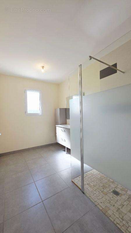 Maison à LE SUBDRAY