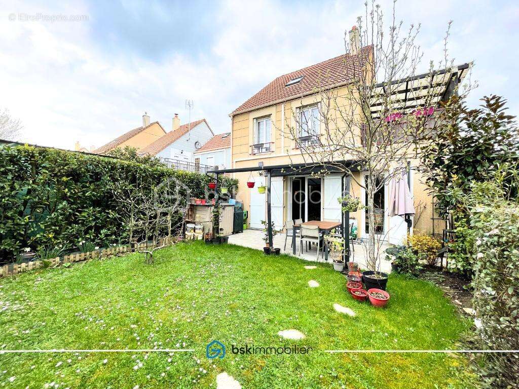 Maison à NOISY-LE-GRAND