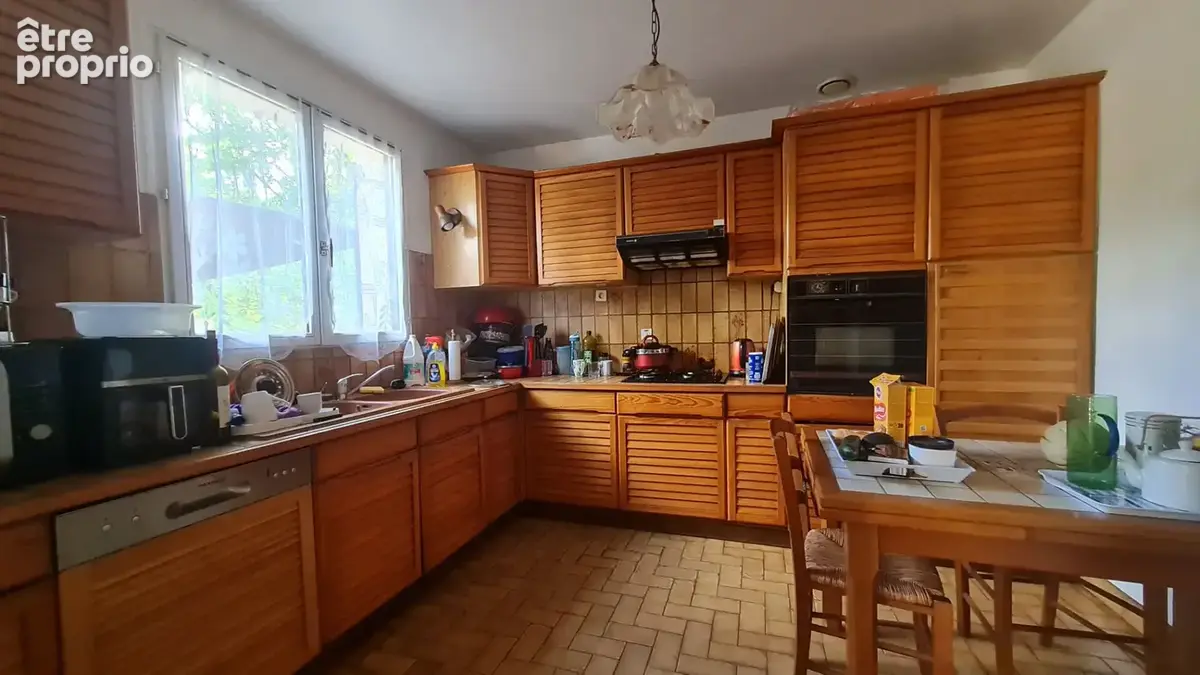EPERNON sortie- Maison traditionnelle sur 2000 m² de terrain - photo 4