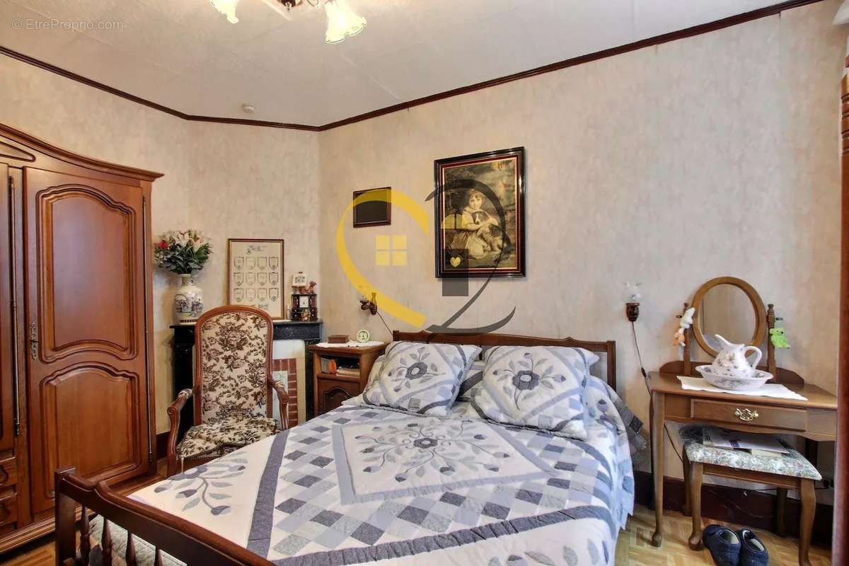 Maison à SAINT-PALAIS