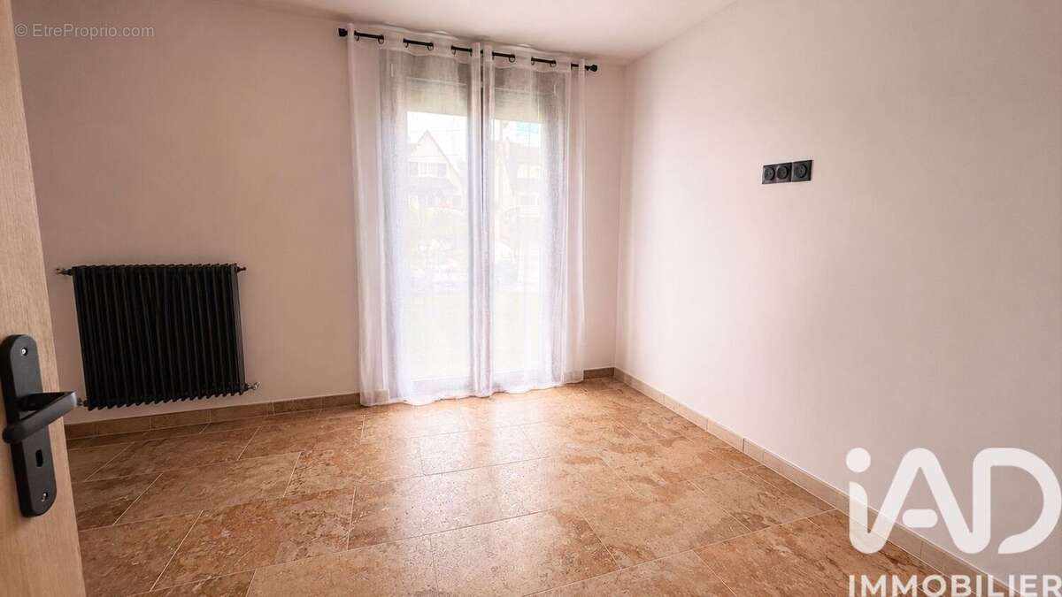 Photo 8 - Maison à MONTFERMEIL