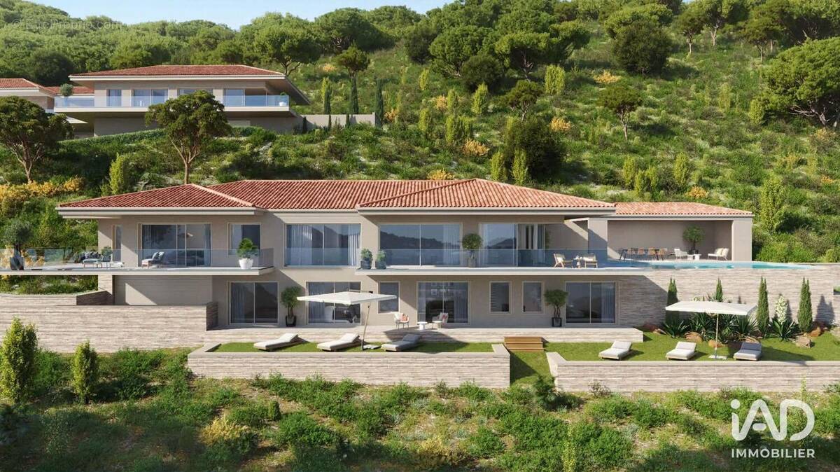 Photo 1 - Maison à GRIMAUD