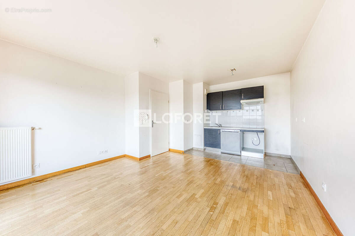 Appartement à EMERAINVILLE