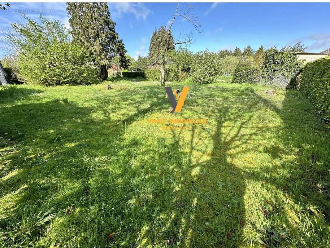 Terrain à LE BIGNON