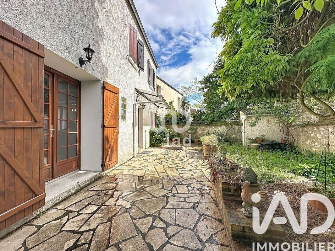 Photo 2 - Maison à CHAMPAGNE-SUR-SEINE