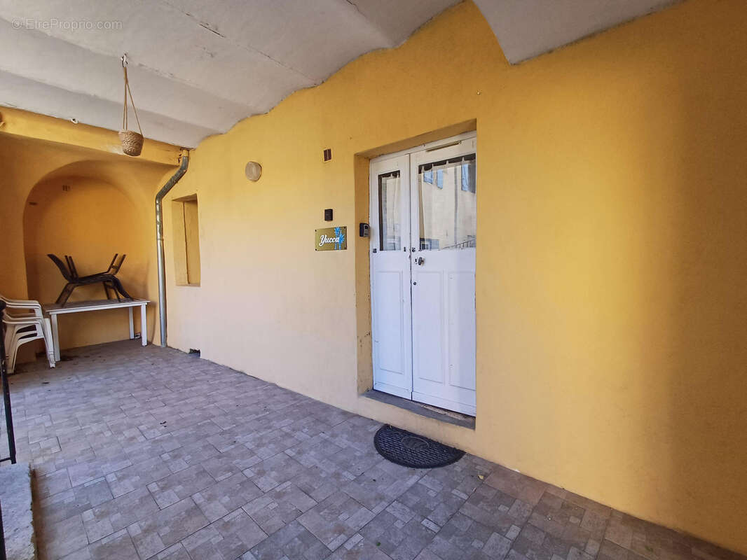 Appartement à VALLON-PONT-D'ARC