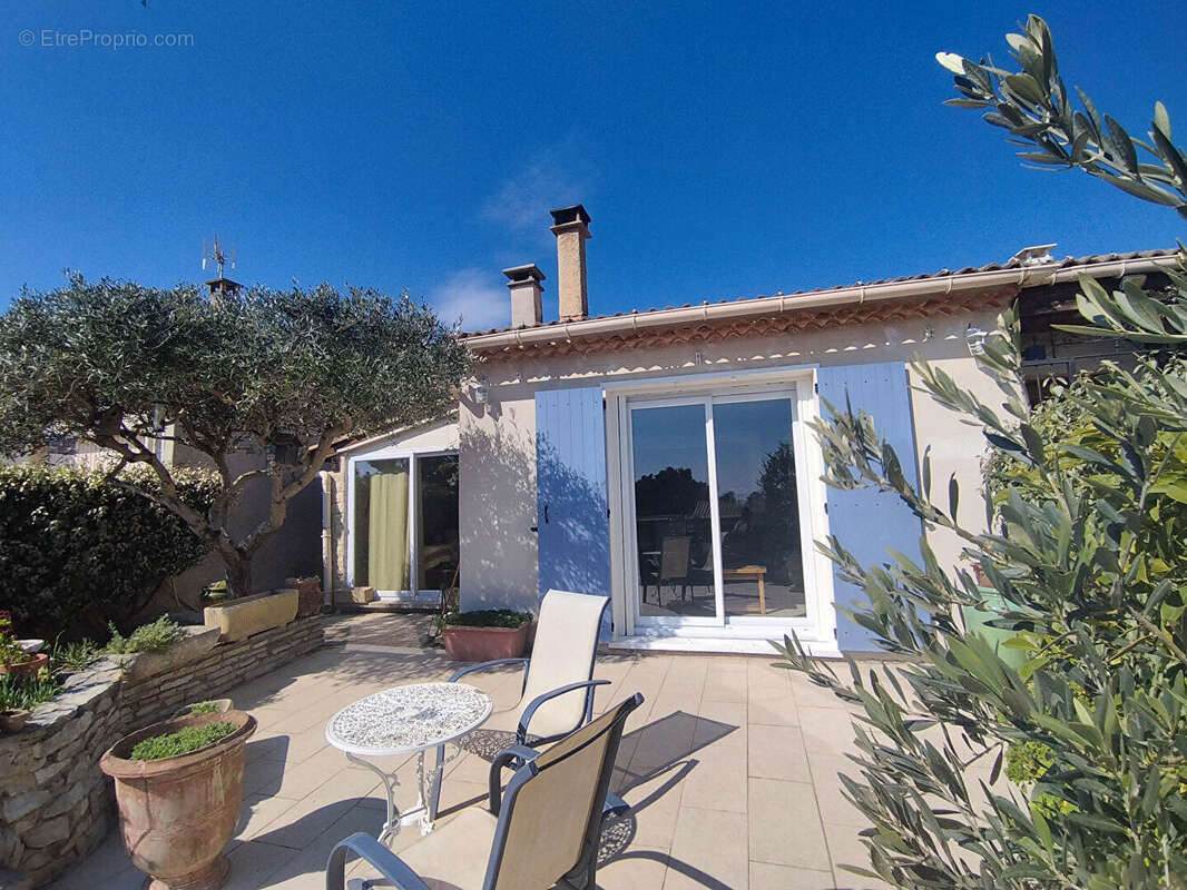 Maison à VILLENEUVE-LES-AVIGNON