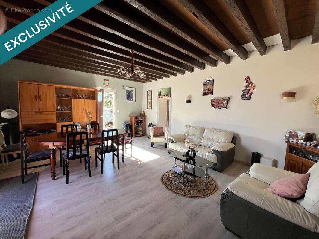 Photo 1 - Maison à MONTUSSAN