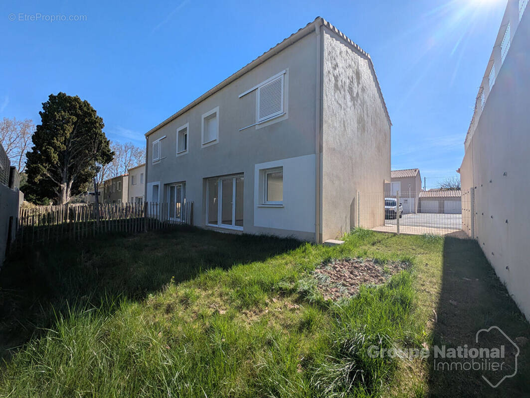 Maison à ORGON