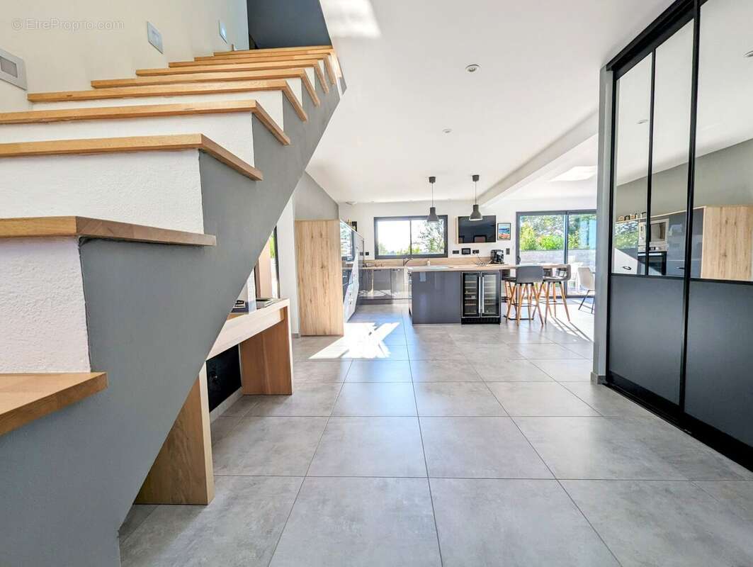 Maison à IS-SUR-TILLE