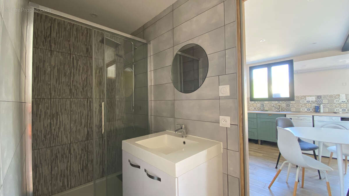 Maison familiale de 159 m2 avec studio indépendant - photo 14