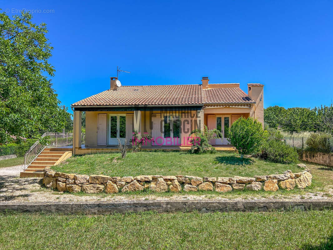 Maison à MALAUCENE