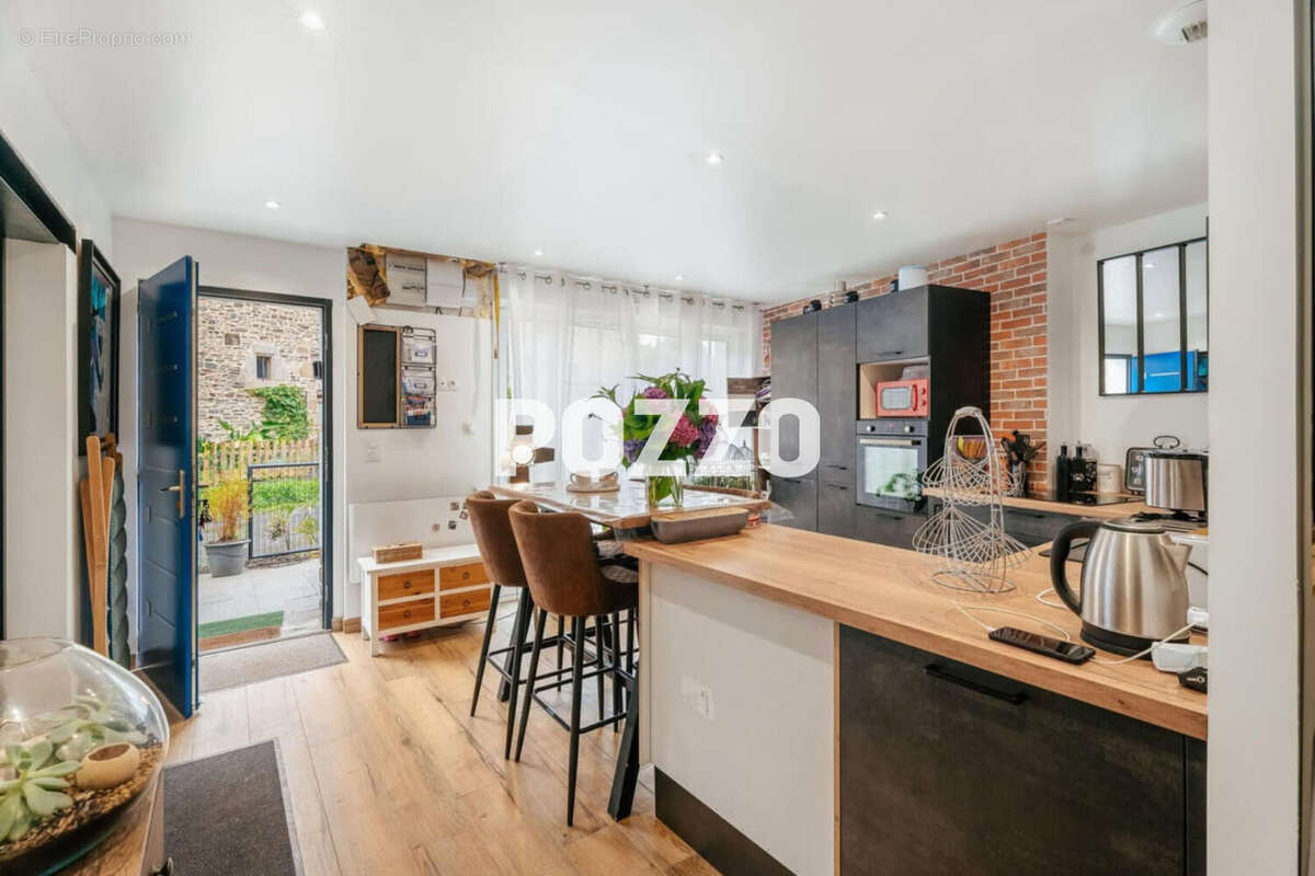 Maison à BAGUER-PICAN