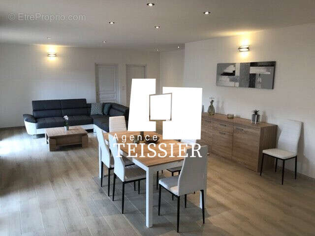 Maison à SAINT-ALBAN-AURIOLLES