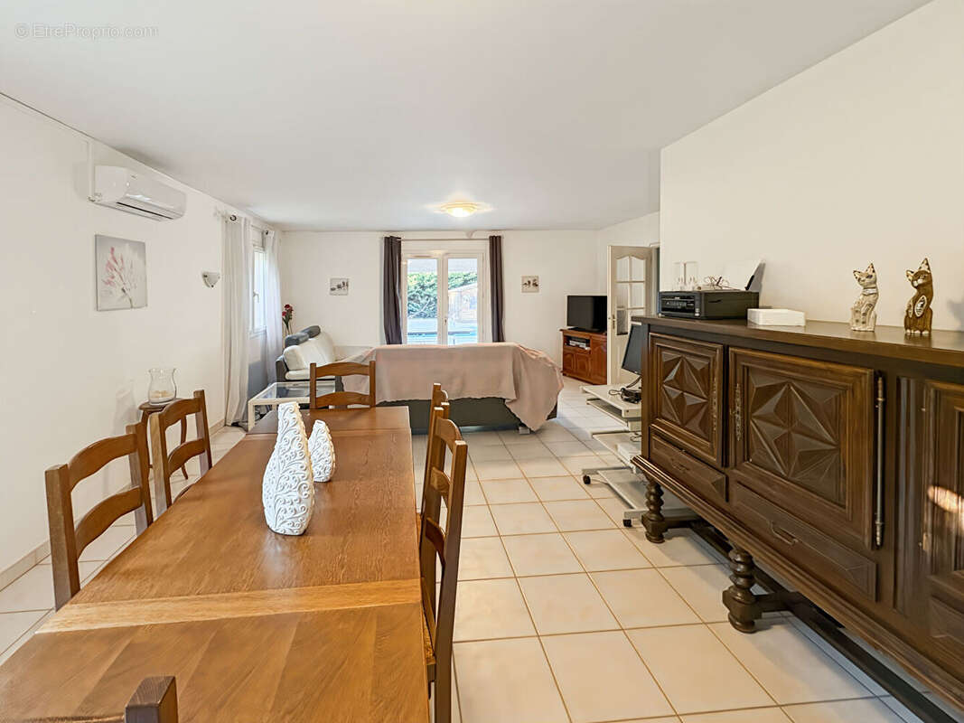 Maison à SAINTE-COLOMBE