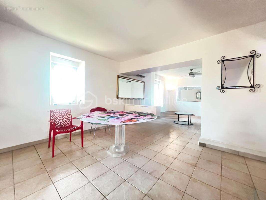 Maison à MEJANNES-LES-ALES