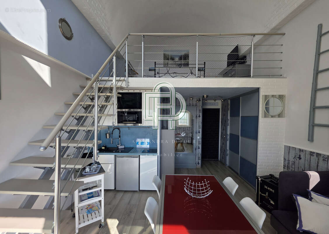 Appartement à GRUISSAN