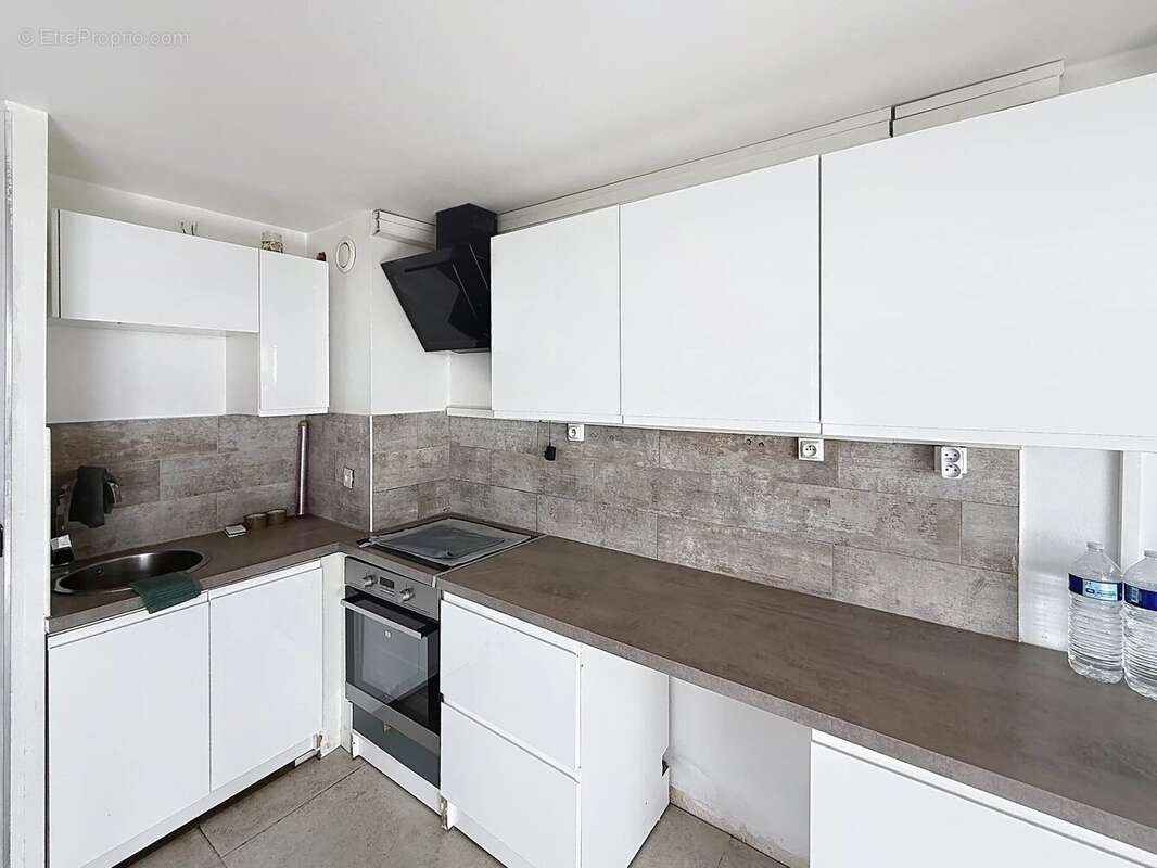Appartement à VILLENEUVE-LOUBET