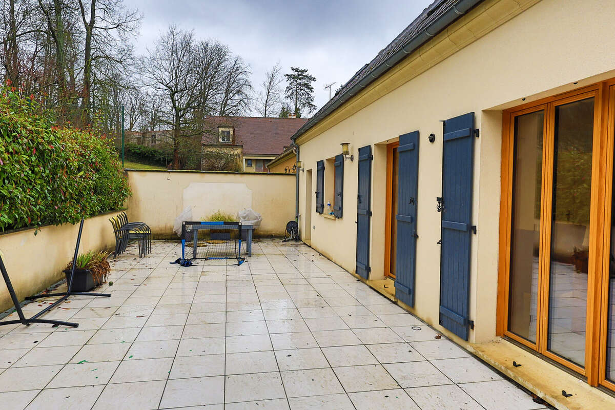 Maison à SAINTRY-SUR-SEINE