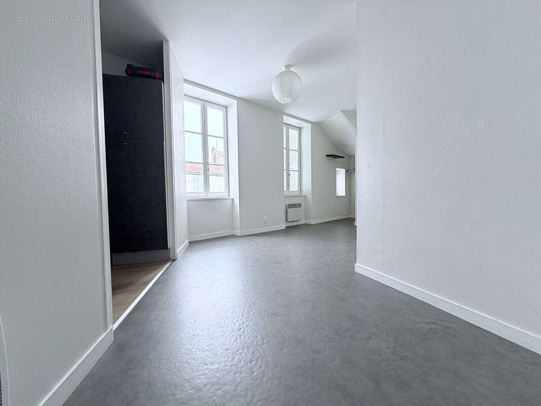 Appartement T3 hypercentre de la Rochelle - photo 8