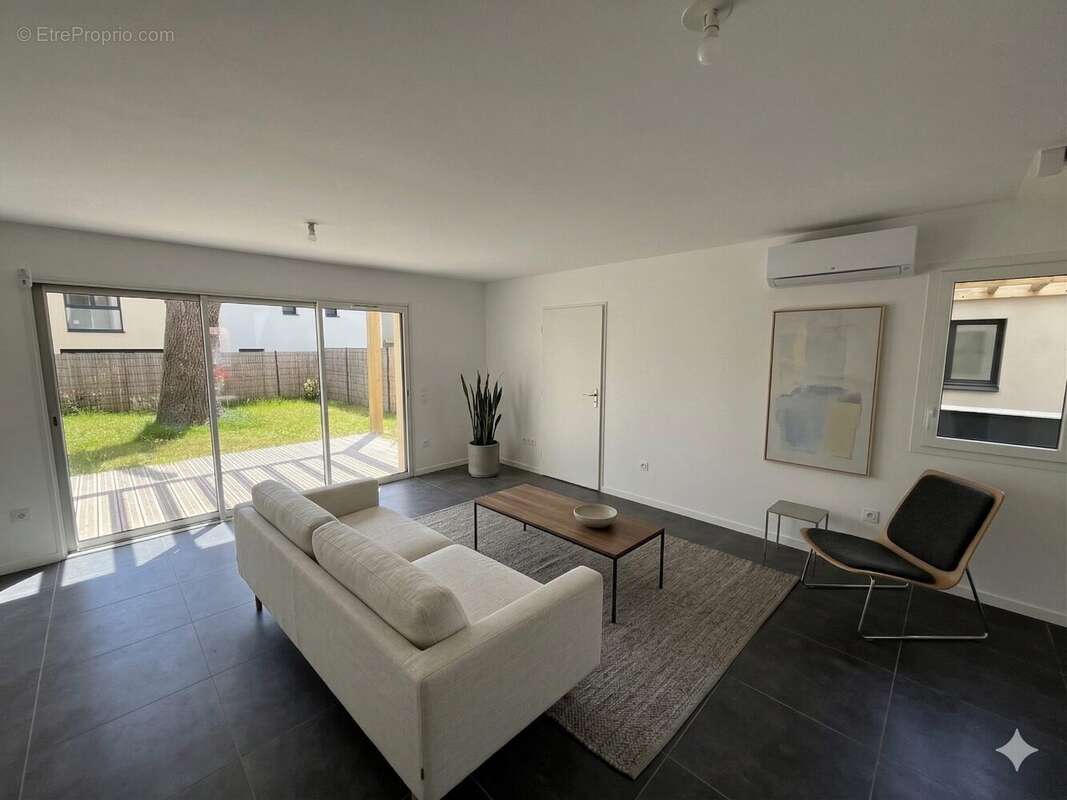 Maison à PESSAC