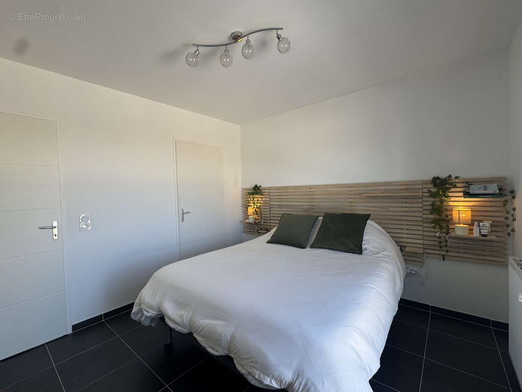 Appartement à PIERRELATTE