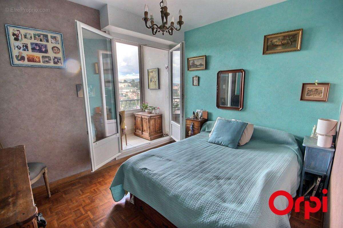 Appartement à MARSEILLE-12E