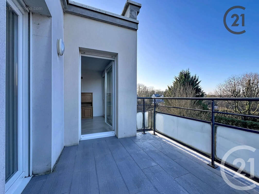 Appartement à TINQUEUX