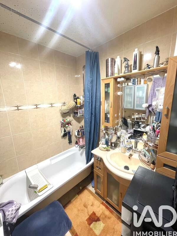 Photo 8 - Appartement à CLICHY