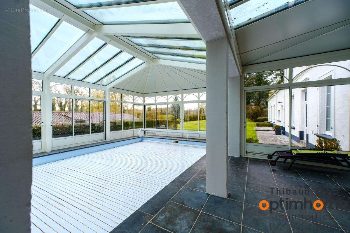 Maison bourgeoise avec piscine sur plus de 13 000 m², cadre calme et intimité préservée - photo 5
