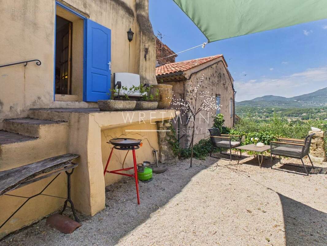 Maison à FAYENCE