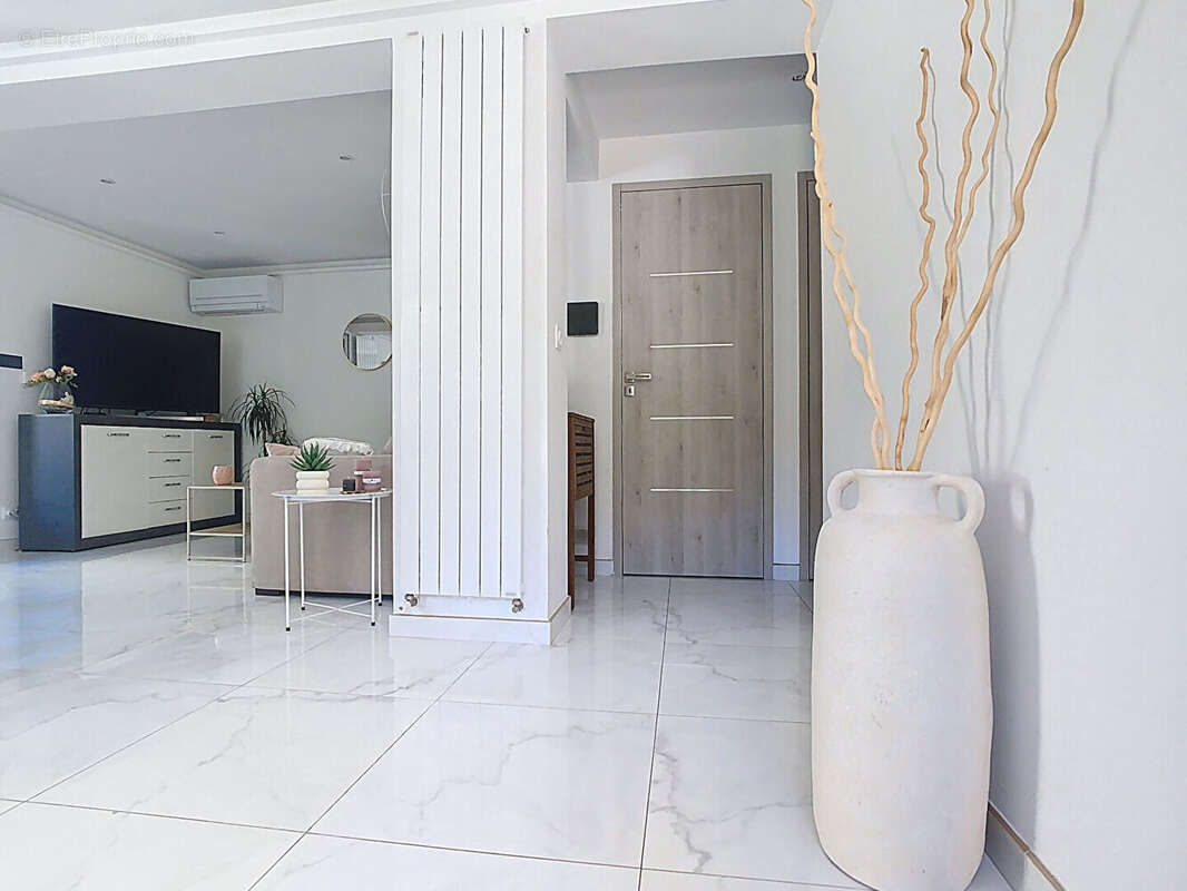 Appartement à MENTON