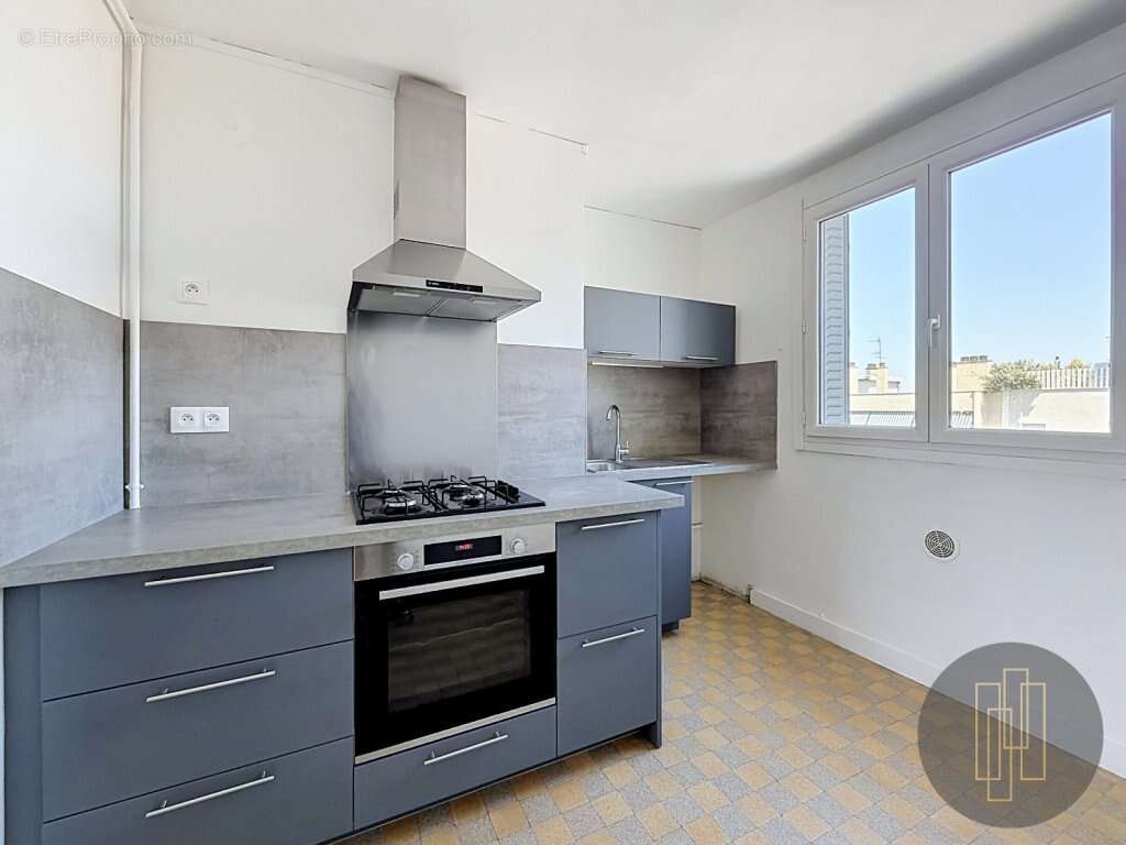 Appartement à LYON-8E