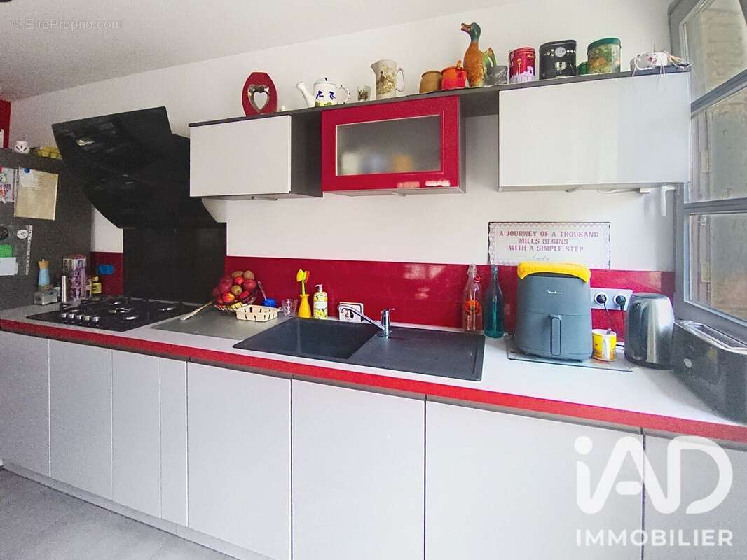 Maison 228 m² à Romorantin-Lanthenay  - photo 4