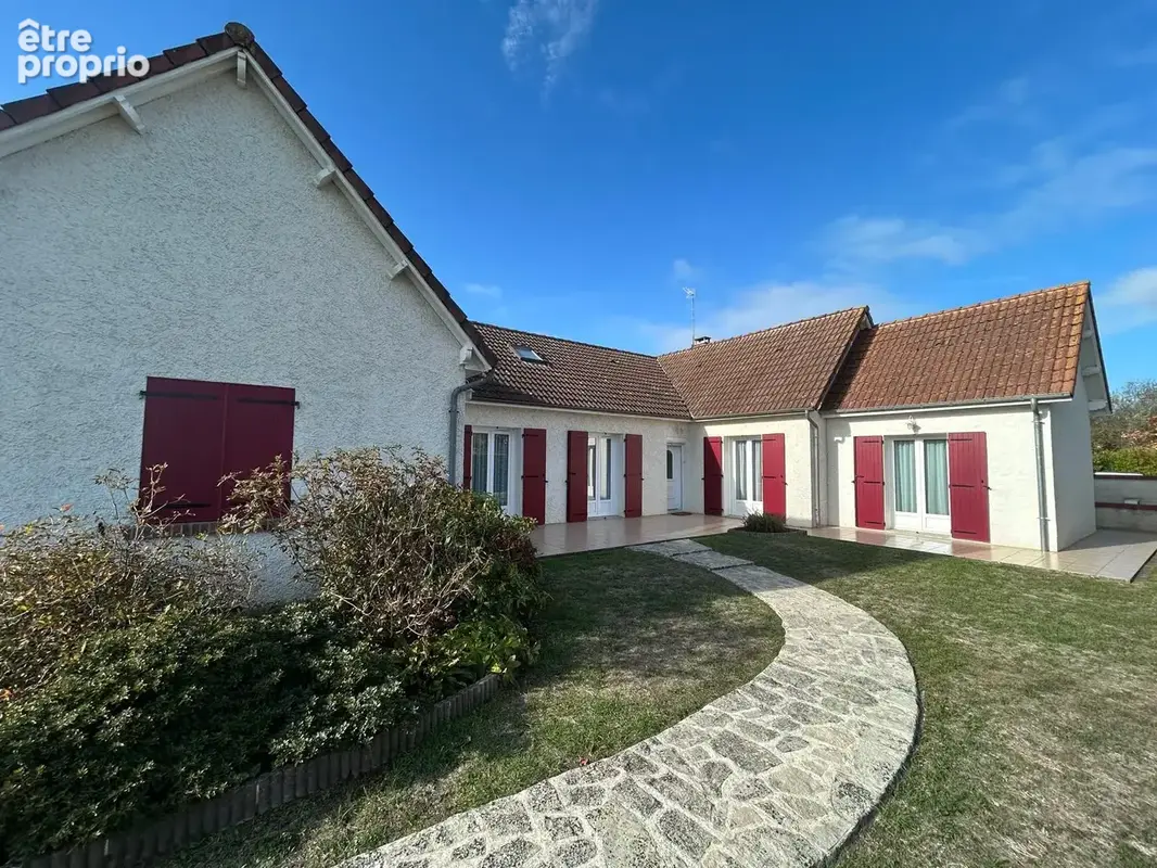 Maison 188m2 6 Chambres Romorantin-Lanthenay Nord - photo 1