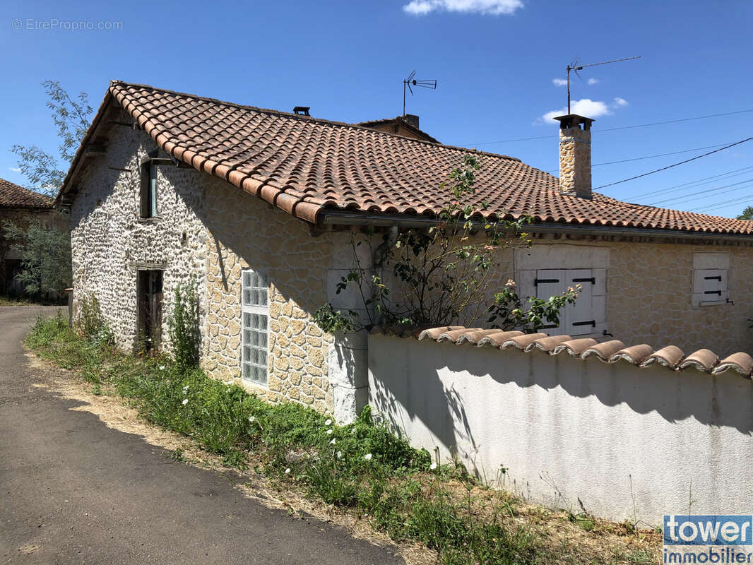 Maison à ALLOUE