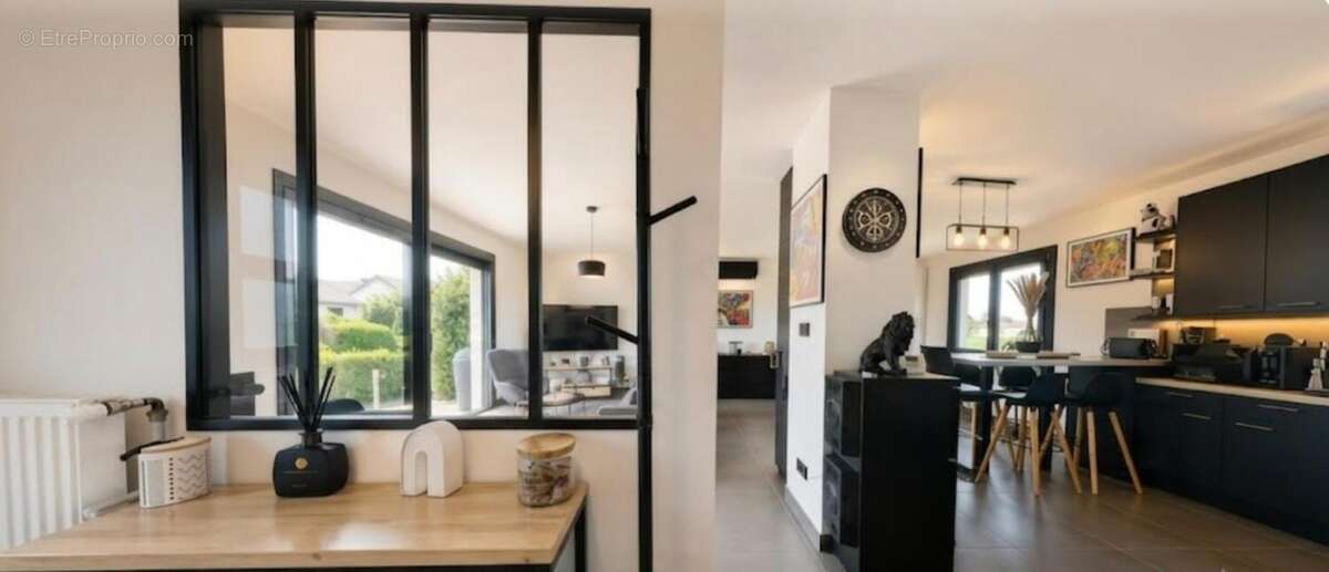 Saulon-La-Chapelle, Maison 6 pièces – 124 m²  Magnifique Terrain de 1340 m2 Piscinable - photo 3