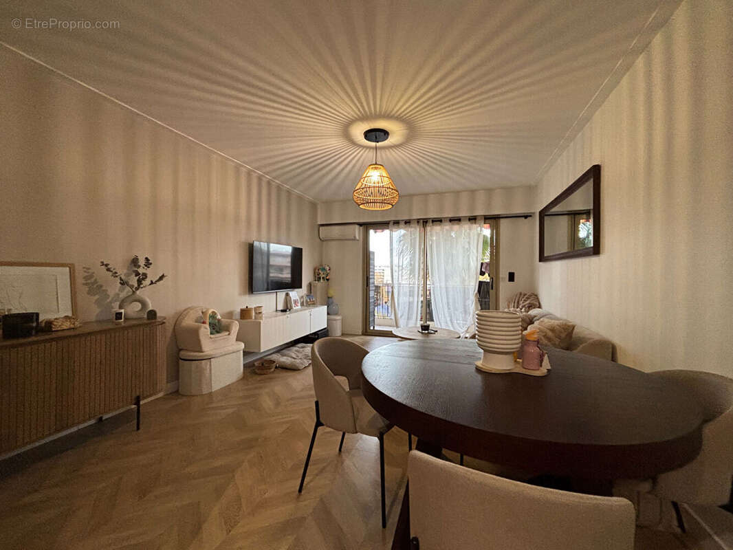 Appartement à CAGNES-SUR-MER