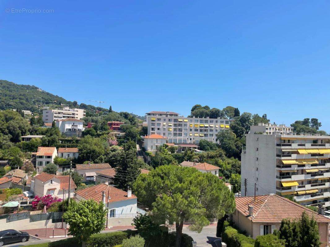 Appartement à LE CANNET
