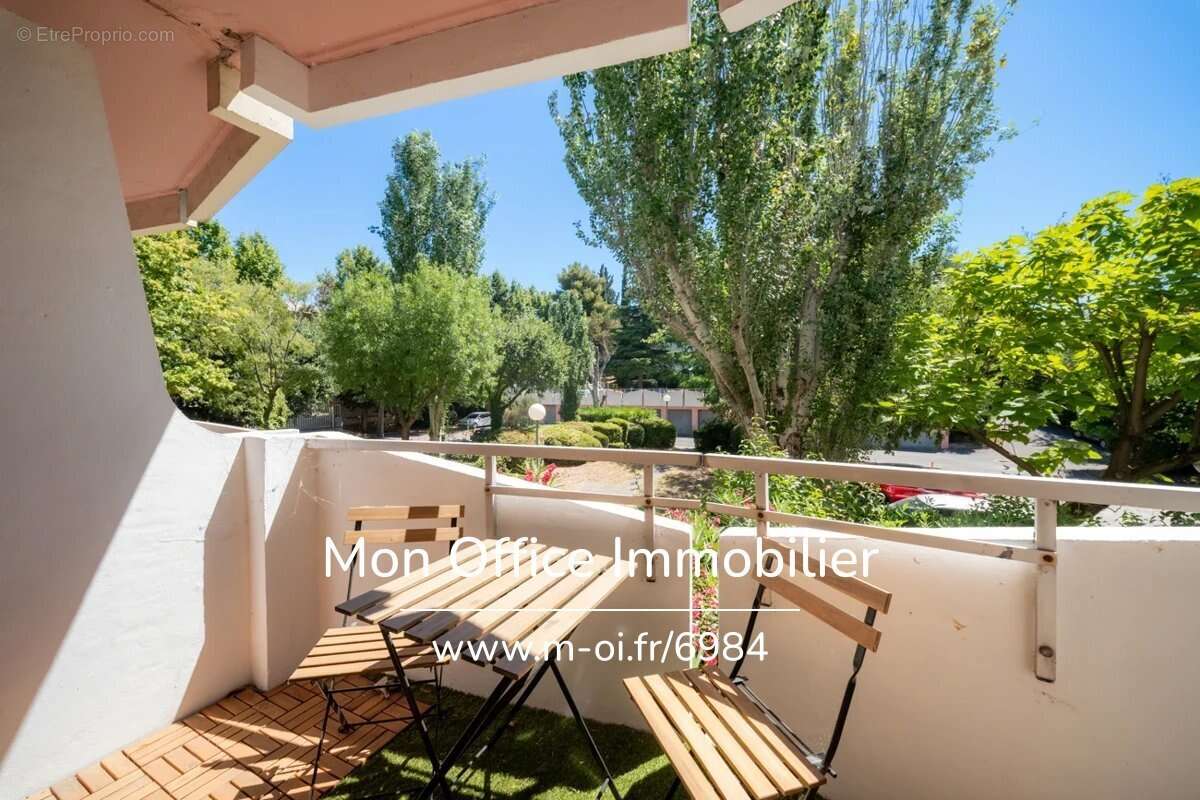 Référence : 6984-RVF - Appartement T2 - Secteur St Jérôme - photo 7