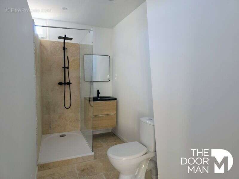 Appartement à SALERNES