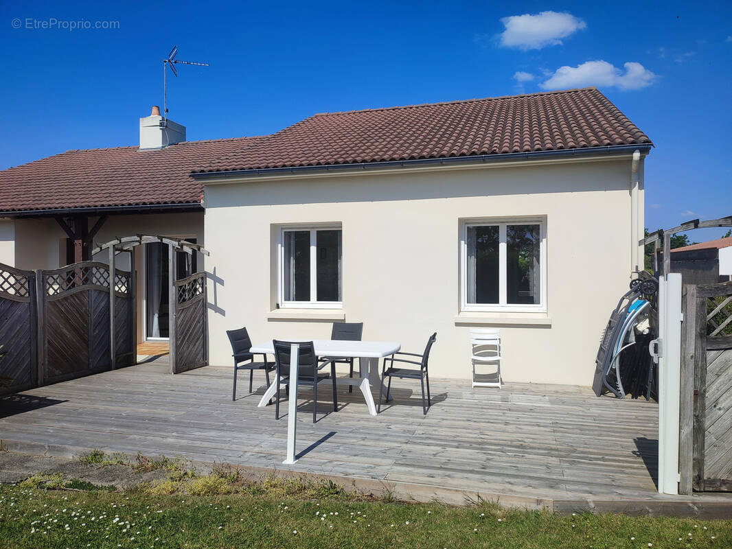 Maison à SAINT-MICHEL-CHEF-CHEF