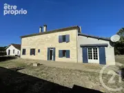 Maison à LES PEINTURES
