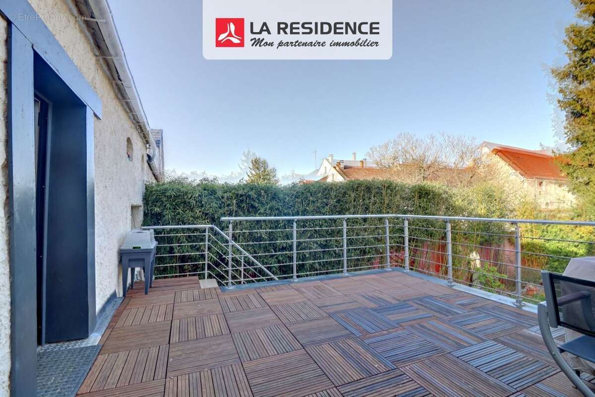 Maison 185 m² à Aulnay-Sur-Mauldre  - photo 5